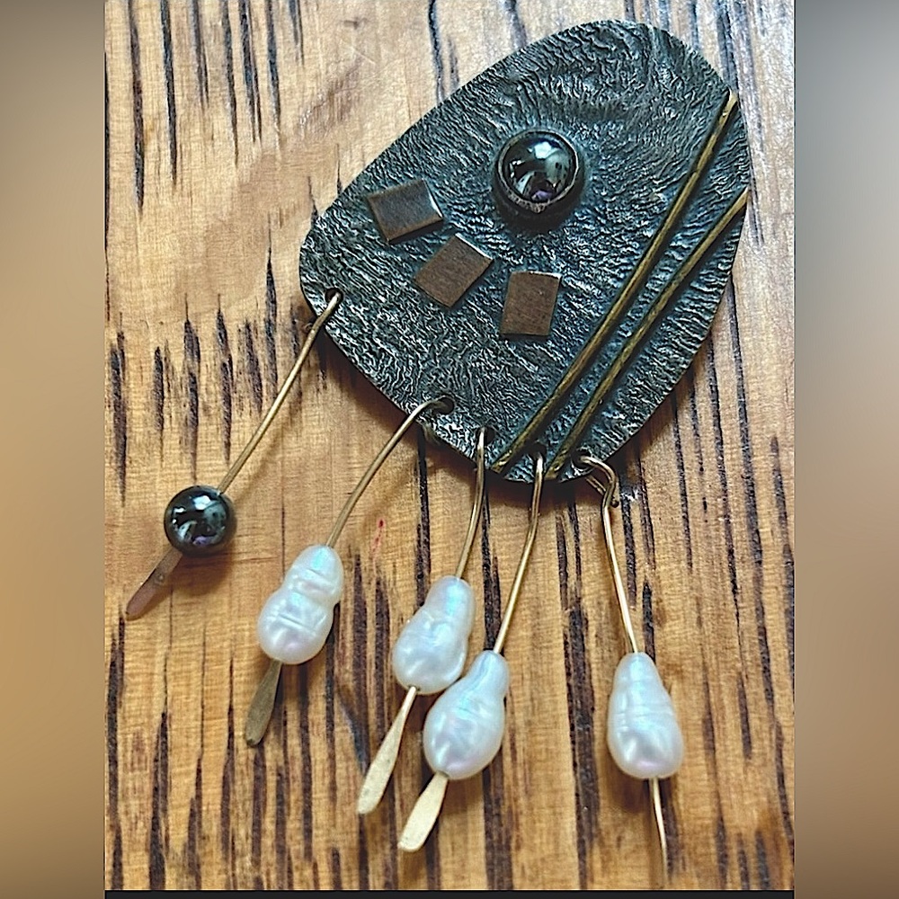 Artisan crafted handmade unique vintage pin brooch, semi-precious gems